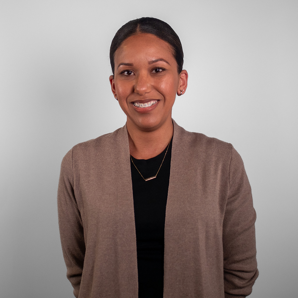 Nicole Harvis headshot